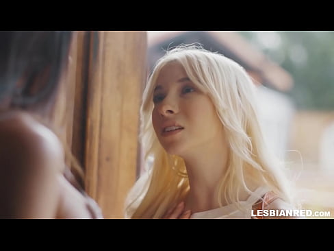 ❤️ Dívka se po několika měsících vrátí domů a skončí u lízání kundy své nevlastní matky ☑ Ruské porno u cs.xxxner.ru ❌️❤
